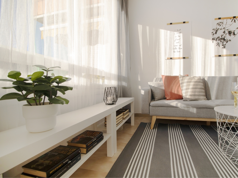 Home staging para venta en apartamento - En Clau de Llar tu experto en home staging de la zona